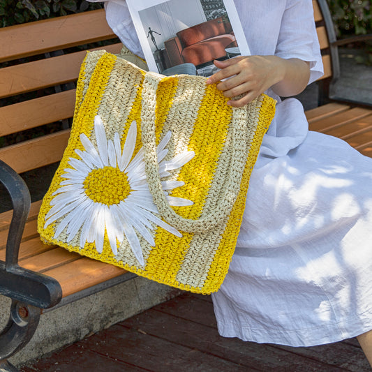 OLSPAG -Daisy Rattan Tote